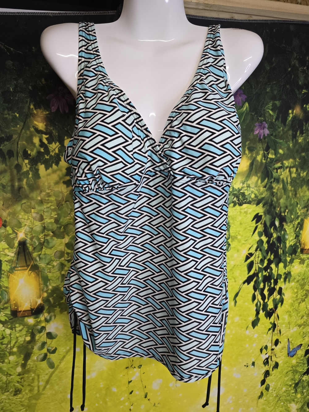 #121 St. John's Bay Aqua and Black Geometric Tankini Top